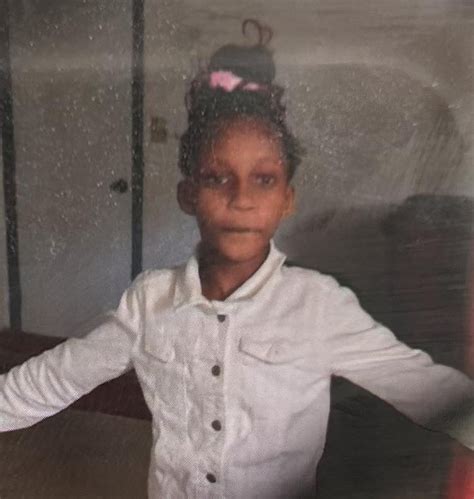 Lowell police ask for help in search for missing 7-year-old girl